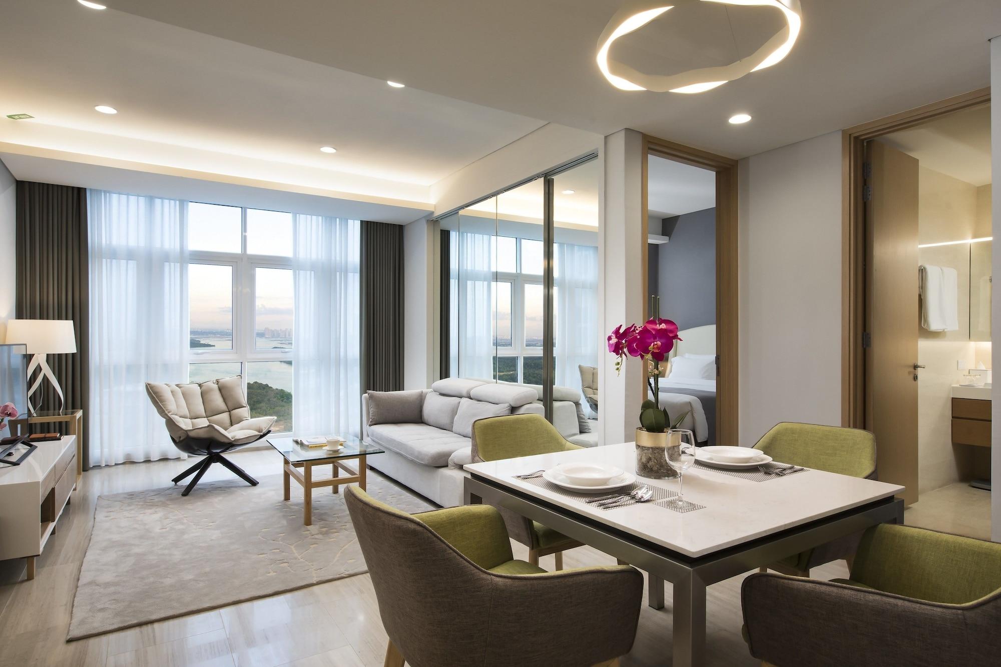 Pinetree Marina Aparthotel
