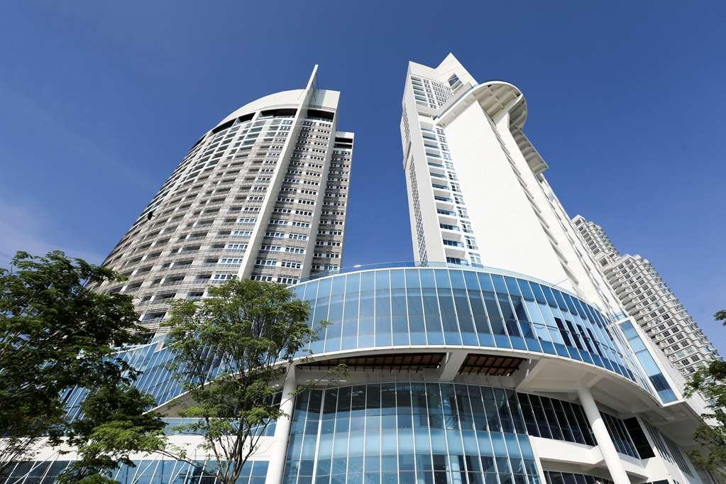 Aparthotel Pinetree Marina